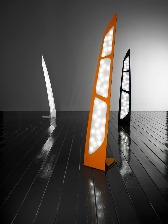 LAMPADA DA TERRA MANTAREI (ZEROOMBRA)-Design Alessandro Masturzo Image