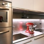 impastatpre rosso cucina acciaio invecchiato e colonna multichef